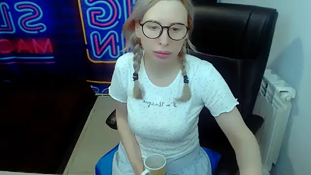 kerakiss877 online show from 03/20/25, 12:43