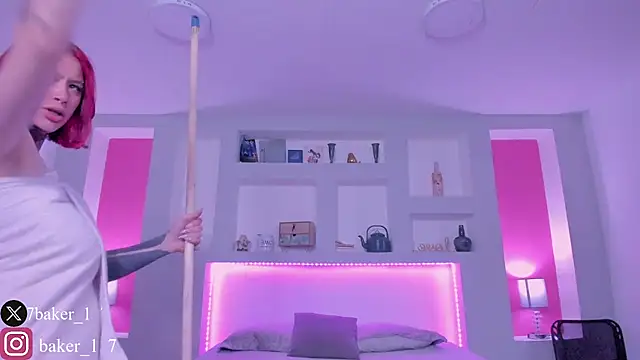 ViolettaBaker  online show from 02/07/25, 10:41