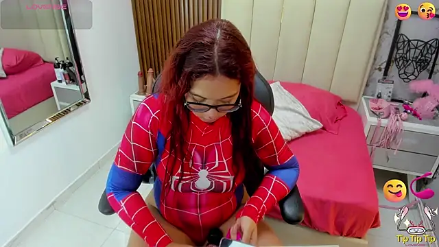 MADISON ROWAN1 online show from 10/06/25, 03:04