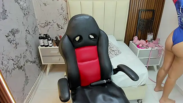 MADISON ROWAN1 online show from 02/02/26, 03:16