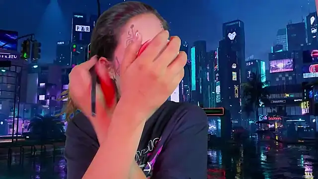 Snapshot of little-Emma chatting on 09/14/25, 03:27 little-Emma online show from 09/14/25, 03:27