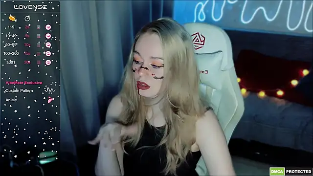 Snapshot of Bad_Girl009 chatting on 10/24/25, 02:35 Bad Girl009 online show from 10/24/25, 02:35