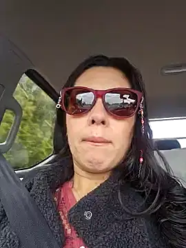 Snapshot of Reinacatchile chatting on 02/02/25, 05:15 Reinacatchile online show from 02/02/25, 05:15