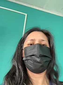 Snapshot of Reinacatchile chatting on 02/04/26, 09:53 Reinacatchile online show from 02/04/26, 09:53