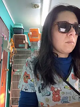 Snapshot of Reinacatchile chatting on 02/16/26, 10:17 Reinacatchile online show from 02/16/26, 10:17