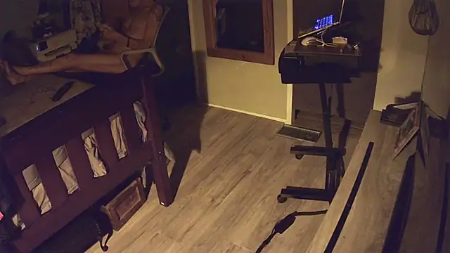 flasher15 online show from 04/09/26, 01:16