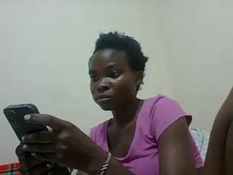 Snapshot of sexxyqueenn22 chatting on 12/10/24, 10:58 sexxyqueenn22 online show from 12/10/24, 10:58