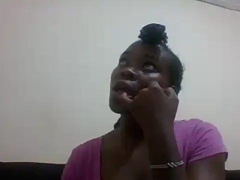 Snapshot of sexxyqueenn22 chatting on 02/01/25, 02:58 sexxyqueenn22 online show from 02/01/25, 02:58