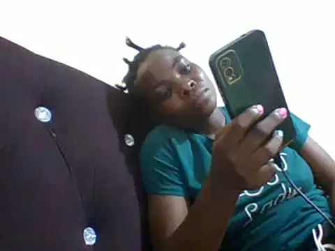 Snapshot of sexxyqueenn22 chatting on 02/16/25, 09:59 sexxyqueenn22 online show from 02/16/25, 09:59