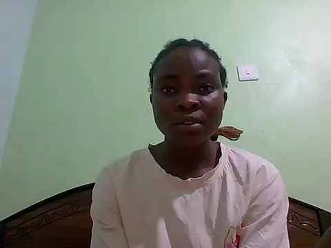 Snapshot of sexxyqueenn22 chatting on 09/11/25, 01:55 sexxyqueenn22 online show from 09/11/25, 01:55