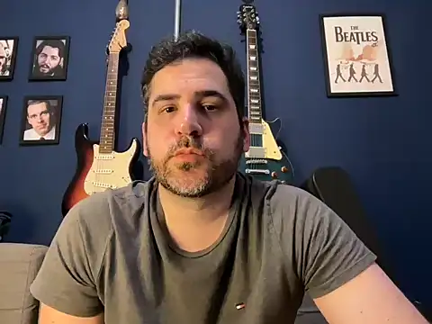 hotsafadinho online show from 01/18/25, 02:14