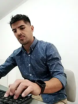 Snapshot of tatoocba88 chatting on 10/15/25, 07:25 tatoocba88 online show from 10/15/25, 07:25