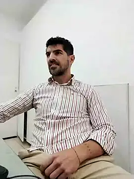 Snapshot of tatoocba88 chatting on 11/04/25, 07:24 tatoocba88 online show from 11/04/25, 07:24