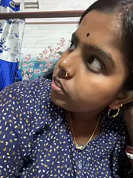 Beauty-queen online show from 02/18/25, 10:05