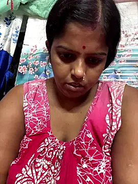 Beauty-queen online show from 10/13/25, 12:38