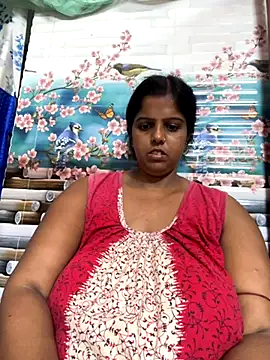 Beauty-queen online show from 10/15/25, 10:37