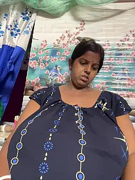 Beauty-queen online show from 04/14/26, 02:34