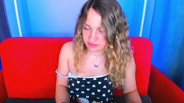 Milka Blond online show from 05/05/26, 01:24