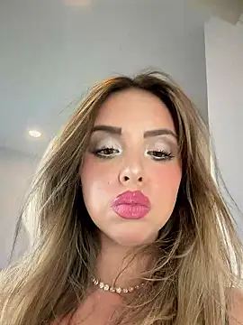 Alirawrz online show from 03/04/26, 03:56