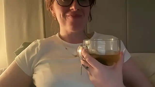 redheadrosie69 online show from 05/07/26, 07:08