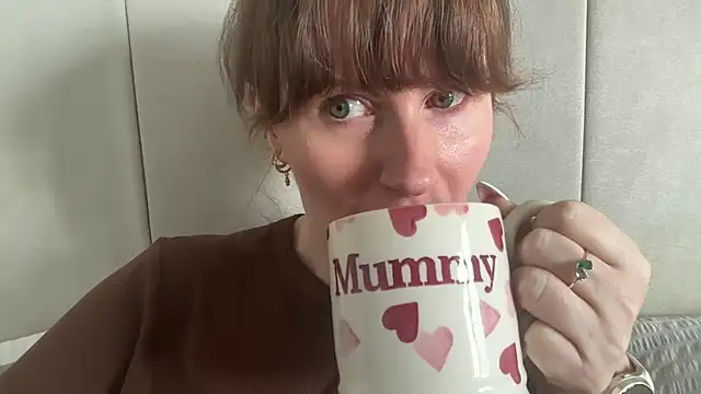 redheadrosie69 online show from 05/08/26, 08:41