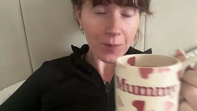 redheadrosie69 online show from 05/28/26, 07:27