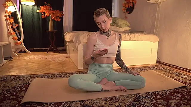 Snapshot of ifuckingtoy_ chatting on 11/21/25, 11:09 ifuckingtoy online show from 11/21/25, 11:09