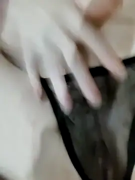 NikaXBerry online show from 02/05/25, 03:52