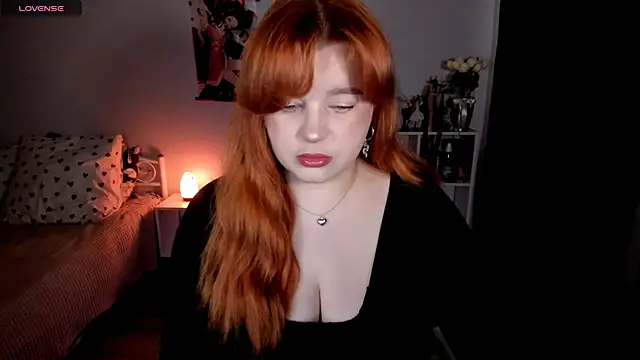  Lisa x online show from 11/22/25, 05:17