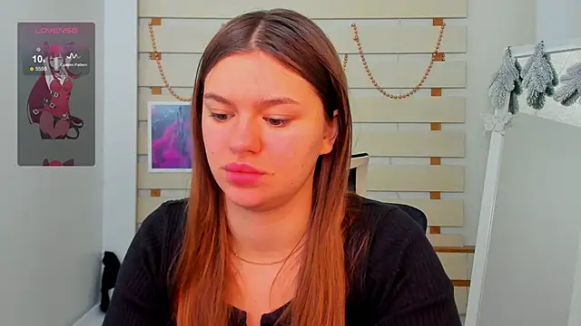 Josephine Kiss online show from 12/30/24, 08:43