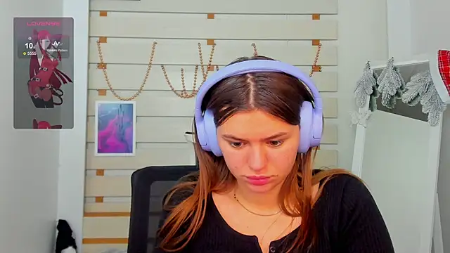 Josephine Kiss online show from 12/30/24, 02:51