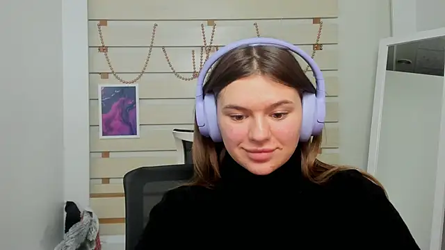 Josephine Kiss online show from 02/07/25, 08:31