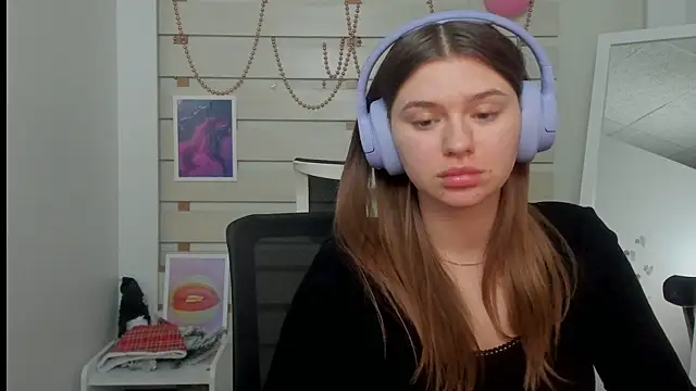 Josephine Kiss online show from 02/23/25, 04:35