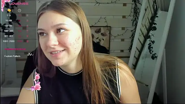 Josephine Kiss online show from 04/08/26, 11:43