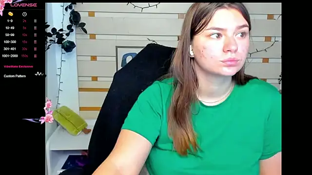 Josephine Kiss online show from 05/11/26, 12:44