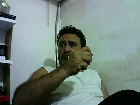 Snapshot of enginbasar chatting on 12/29/24, 10:03 enginbasar online show from 12/29/24, 10:03