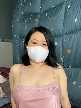 ninini92 online show from 02/24/25, 01:10