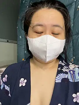 ninini92 online show from 03/06/25, 01:14