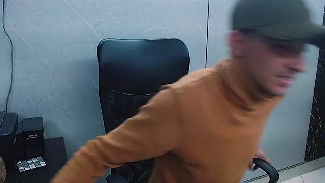 Erick Wall online show from 02/11/25, 05:26