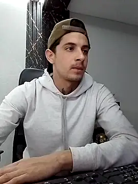 Erick Wall online show from 03/14/25, 05:27