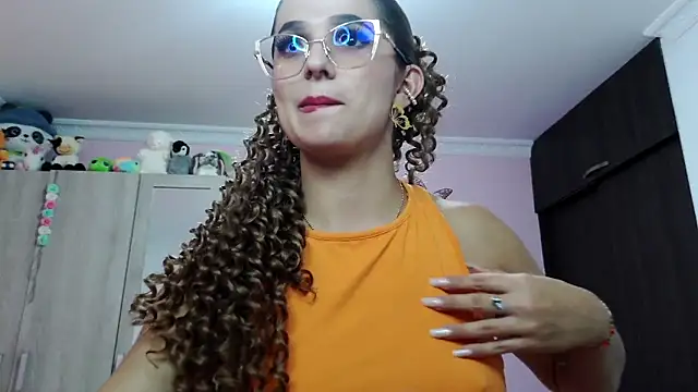 Snapshot of caroline_jonson chatting on 02/09/25, 08:24 caroline jonson online show from 02/09/25, 08:24