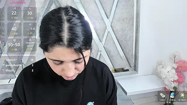 Danna 777  online show from 12/13/24, 08:51