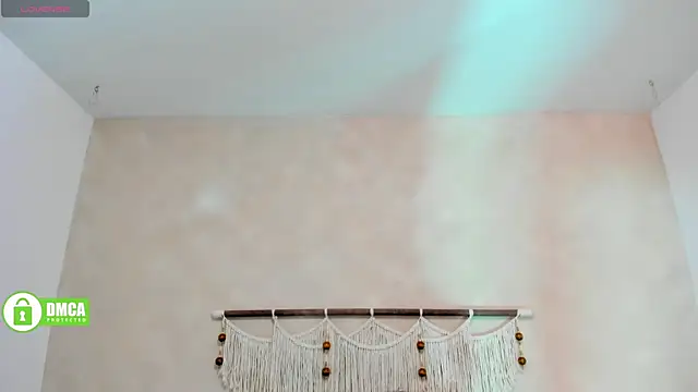 Snapshot of _anavictoria_ chatting on 09/15/25, 03:34 anavictoria online show from 09/15/25, 03:34