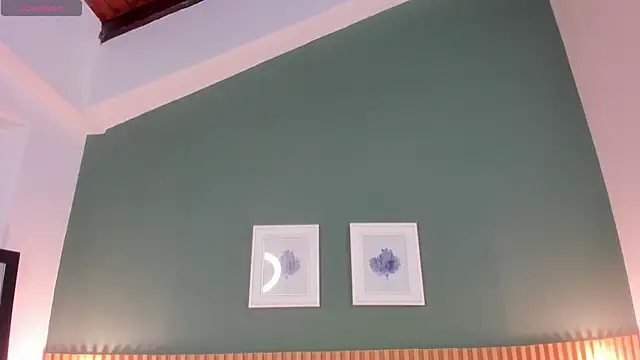 Snapshot of _anavictoria_ chatting on 10/28/25, 06:32 anavictoria online show from 10/28/25, 06:32