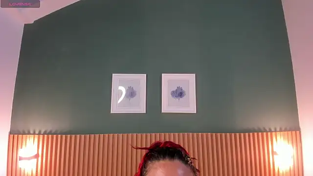 Snapshot of _anavictoria_ chatting on 10/30/25, 07:14 anavictoria online show from 10/30/25, 07:14