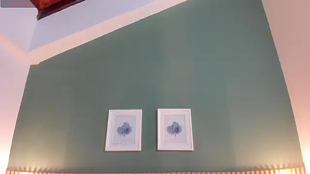 Snapshot of _anavictoria_ chatting on 11/04/25, 06:40 anavictoria online show from 11/04/25, 06:40