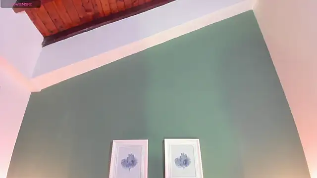 Snapshot of _anavictoria_ chatting on 11/10/25, 05:56 anavictoria online show from 11/10/25, 05:56