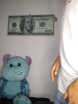 Tifanny Sweett online show from 11/15/25, 04:32