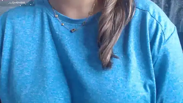 Snapshot of Ritu-Babe chatting on 03/23/25, 04:38 Ritu-Babe online show from 03/23/25, 04:38