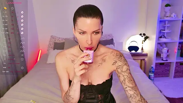 Sasha Miro online show from 05/28/26, 01:36
